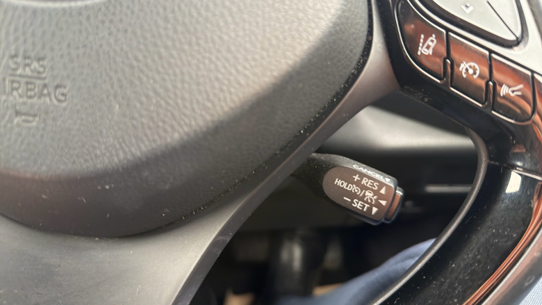 Toyota C-HR 1.8 Hybrid Design 5dr CVT Hybrid Hatchback